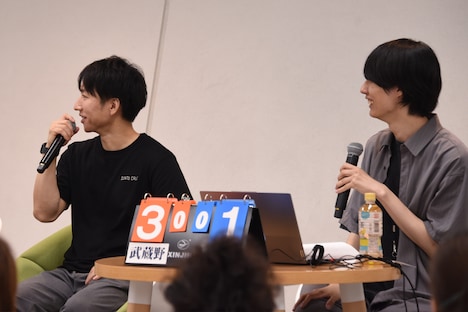 左からマンガワン編集部の小林翔氏、高木氏