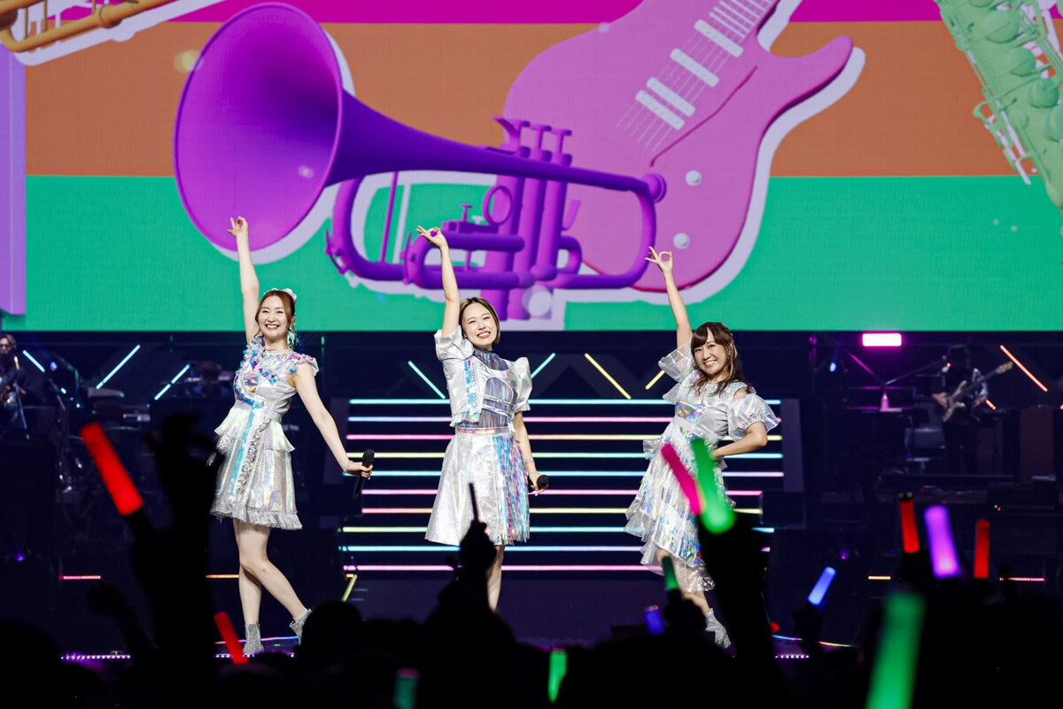 ありたさま　プロジェクター＆サプリおまとめ❣️ Gx-mRYUbYAAC3hm.jpg