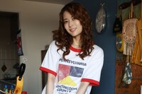 岩本蓮加（乃木坂46）演じる先輩 (c)田口囁一・一迅社／「ふたりエスケープ」製作委員会