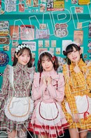 AiScReamキャストの撮り下ろしグラビア。左から大熊和奏、降幡愛、大西亜玖璃