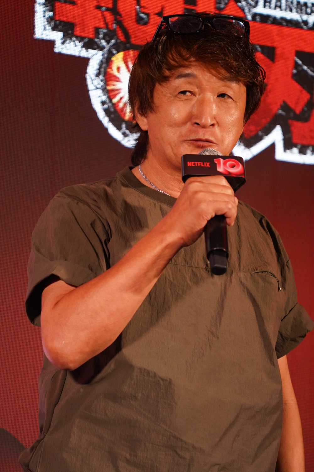 板垣恵介