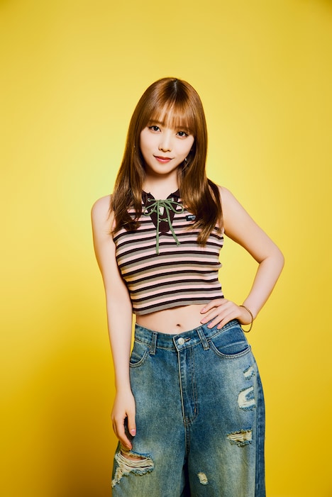 与田祐希 (c)「死ぬまでバズってろ！！」製作委員会・MBS