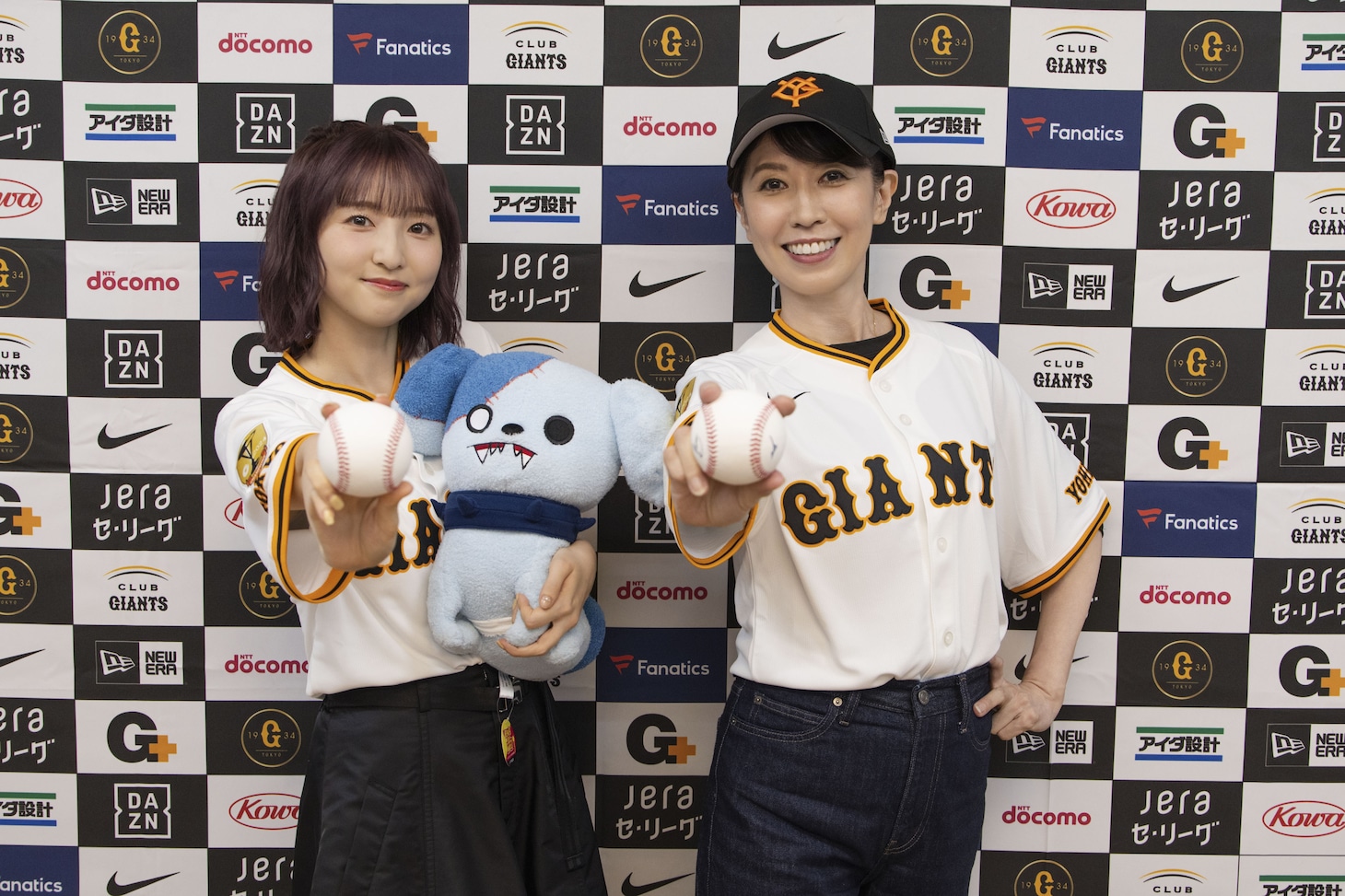 左から田中美海、三石琴乃