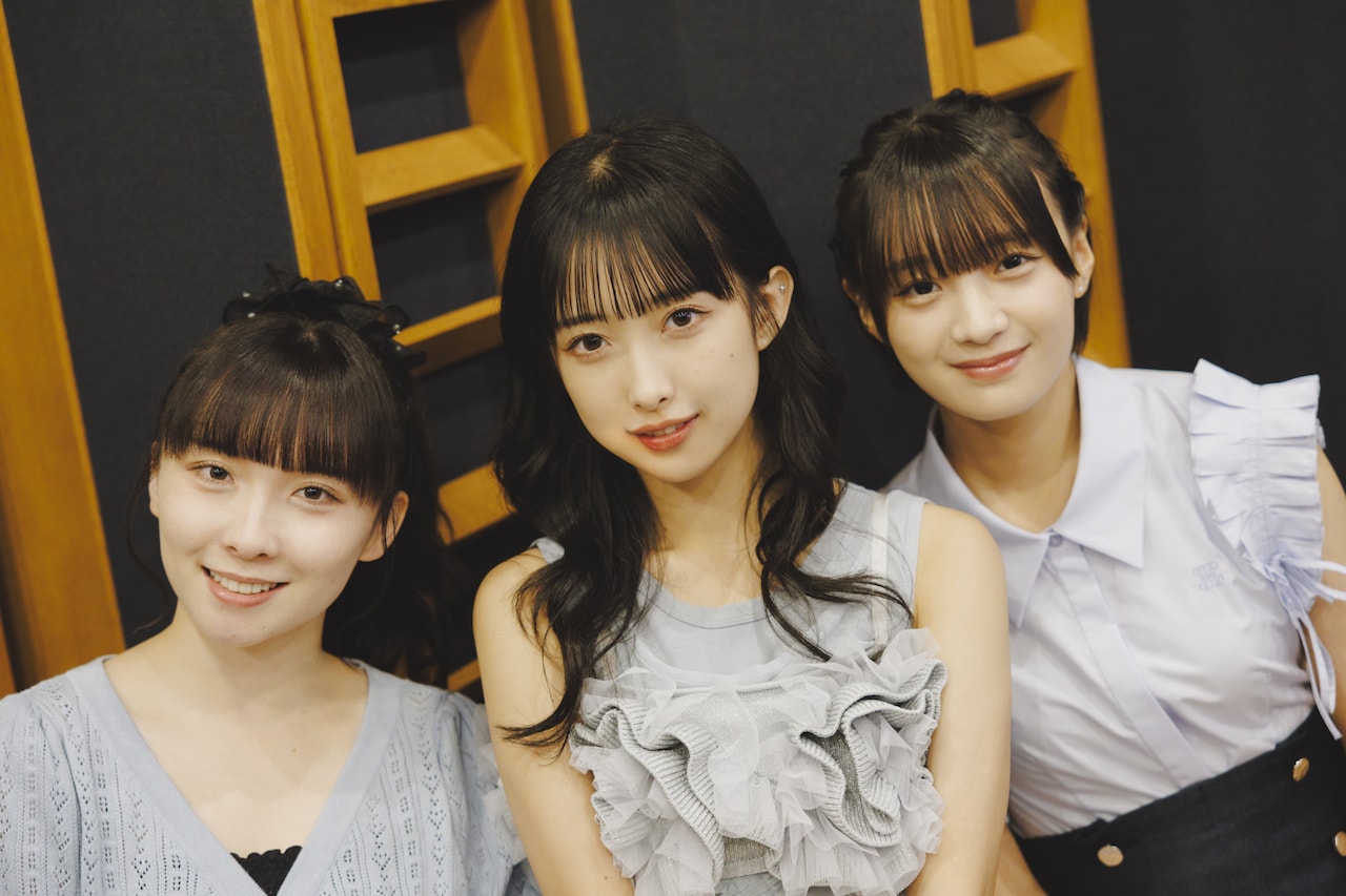 左から高瀬くるみ、北原もも、斉藤円香