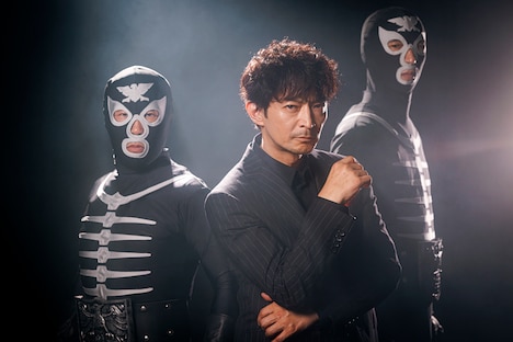 ショッカーを引き連れた中尾八郎役の津田健次郎