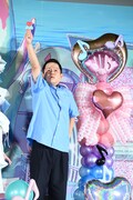 プリキュアたちに負けないファンサをするダイアンの津田篤宏