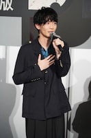 早川アキ役の坂田将吾