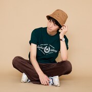 「スラマッパギ 逆についてるかも『日常』の帽子」