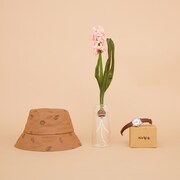 「スラマッパギ 逆についてるかも『日常』の帽子」