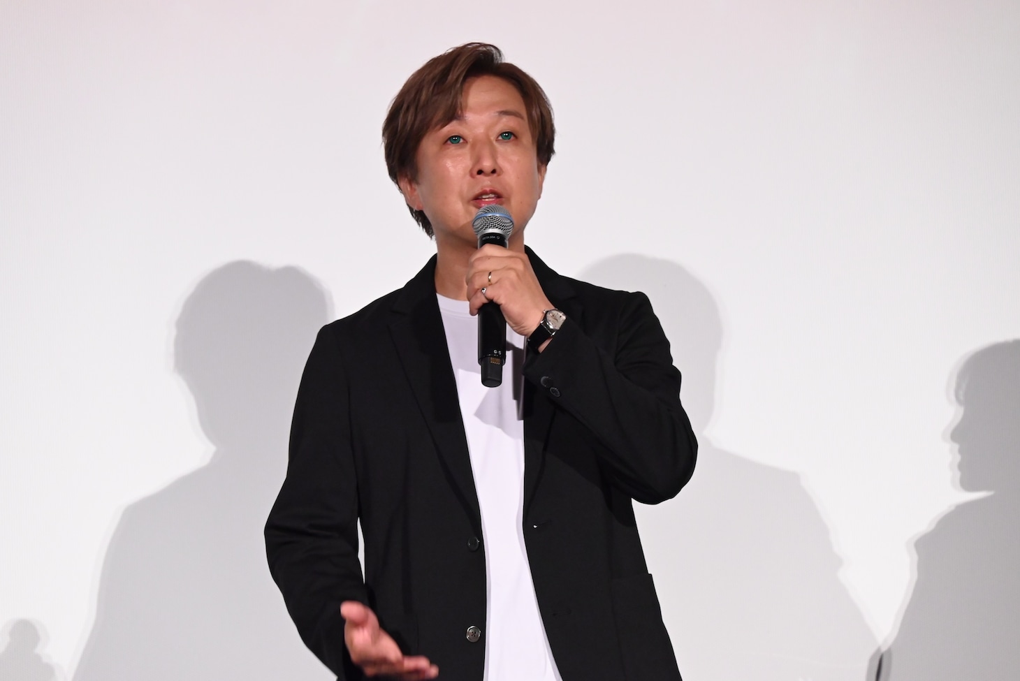 内田夕夜