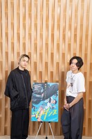 左からSKY-HI、珈琲