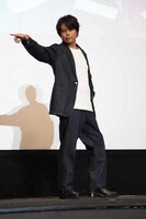 イベント終了間際、流れで始まったソロショット撮影に対して、見事なポージングを披露してくれた浪川大輔