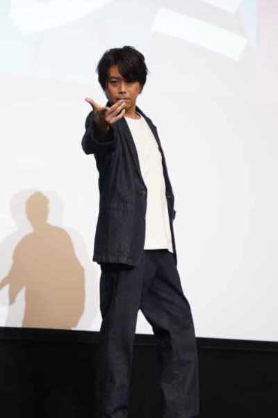 イベント終了間際、流れで始まったソロショット撮影に対して、見事なポージングを披露してくれた浪川大輔