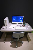 「カジノバトル」エリアより、「朝倉のデスク」