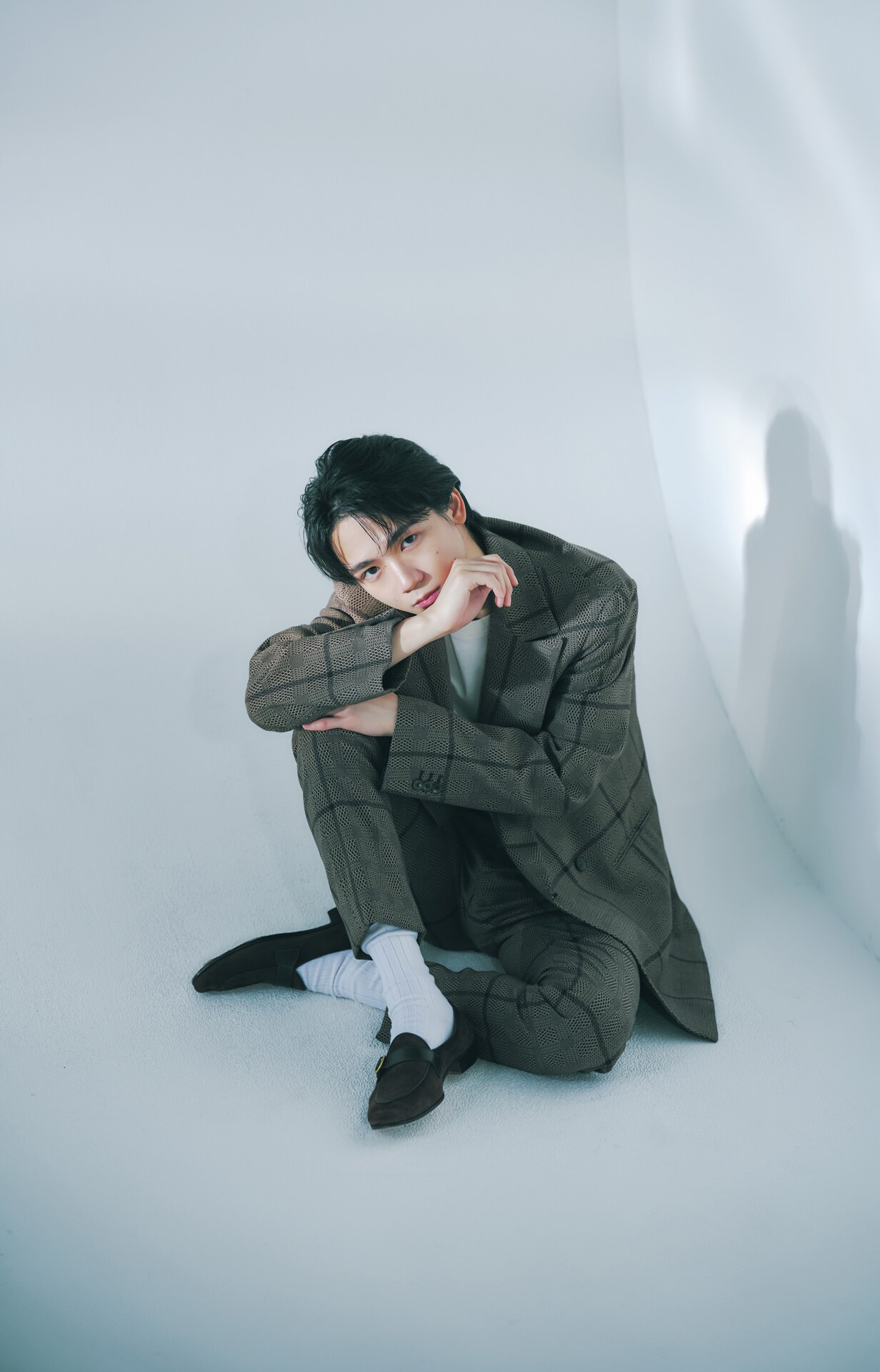 戸谷菊之介、デンジが作った最強のパンを作って食べてみた　Oggiインタビューで語る