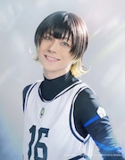 佐藤信長扮する蜂楽廻