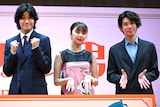アニメ映画「トリツカレ男」プレミア上映会の様子。左から佐野晶哉(Aぇ! group)、上白石萌歌、柿澤勇人