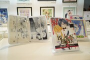 「ベツコミ55th ANNIV. BEYOND THE PAGE 好き、のつづき。」のグッズコーナーの様子