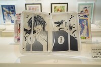 「ベツコミ55th ANNIV. BEYOND THE PAGE 好き、のつづき。」のグッズコーナーの様子