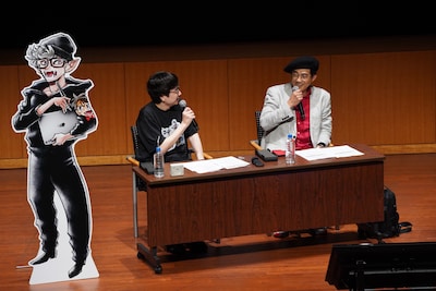 左から「少年サンデーのフキダシ」のパーソナリティである大塚氏と島本和彦