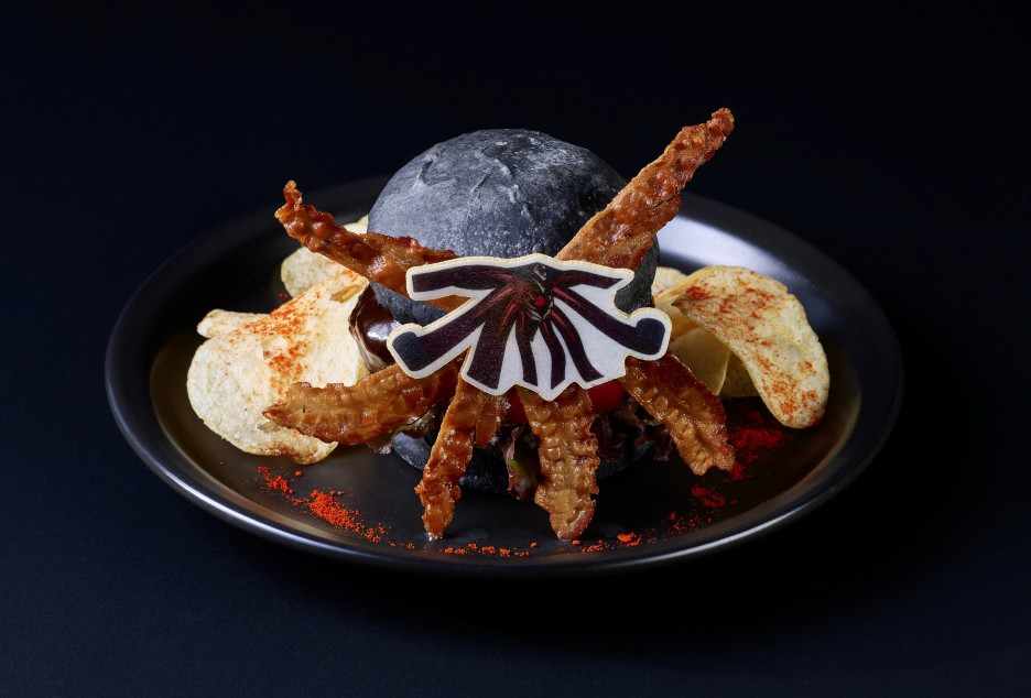 「第10の使徒バーガー」(c)カラー