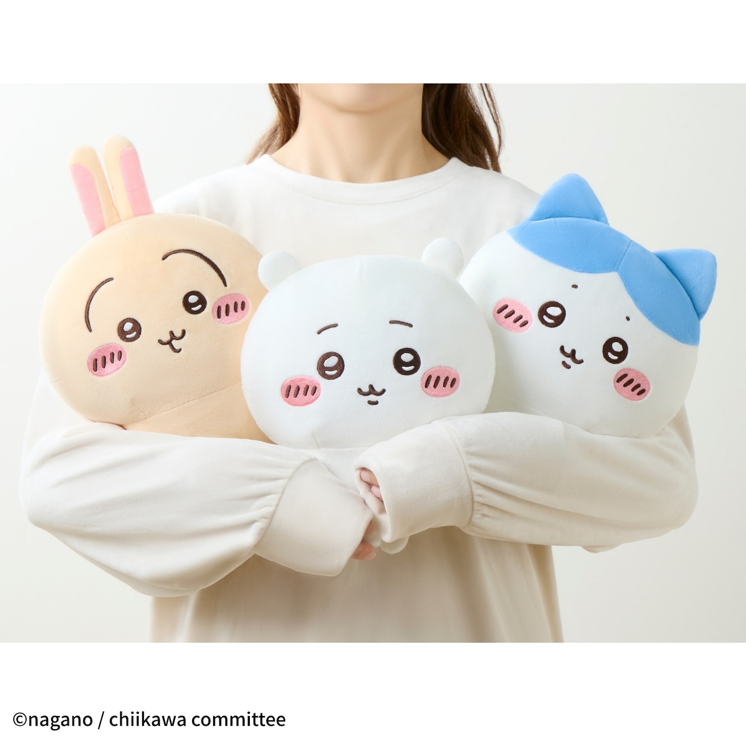 「ちいかわ」の「あったかぬいぐるみ」