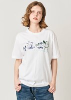 「ストンオーシャン 完｜Tシャツ」 (c)LUCKY LAND COMMUNICATIONS／集英社・ジョジョの奇妙な冒険SO製作委員会