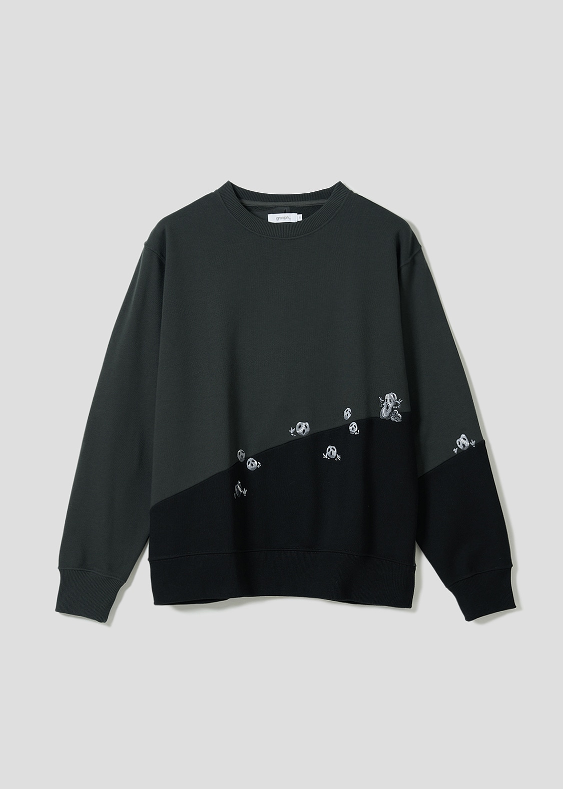 「ジョジョ」×グラニフの新作アイテム21種、徐倫＆承太郎の親子ニットなど