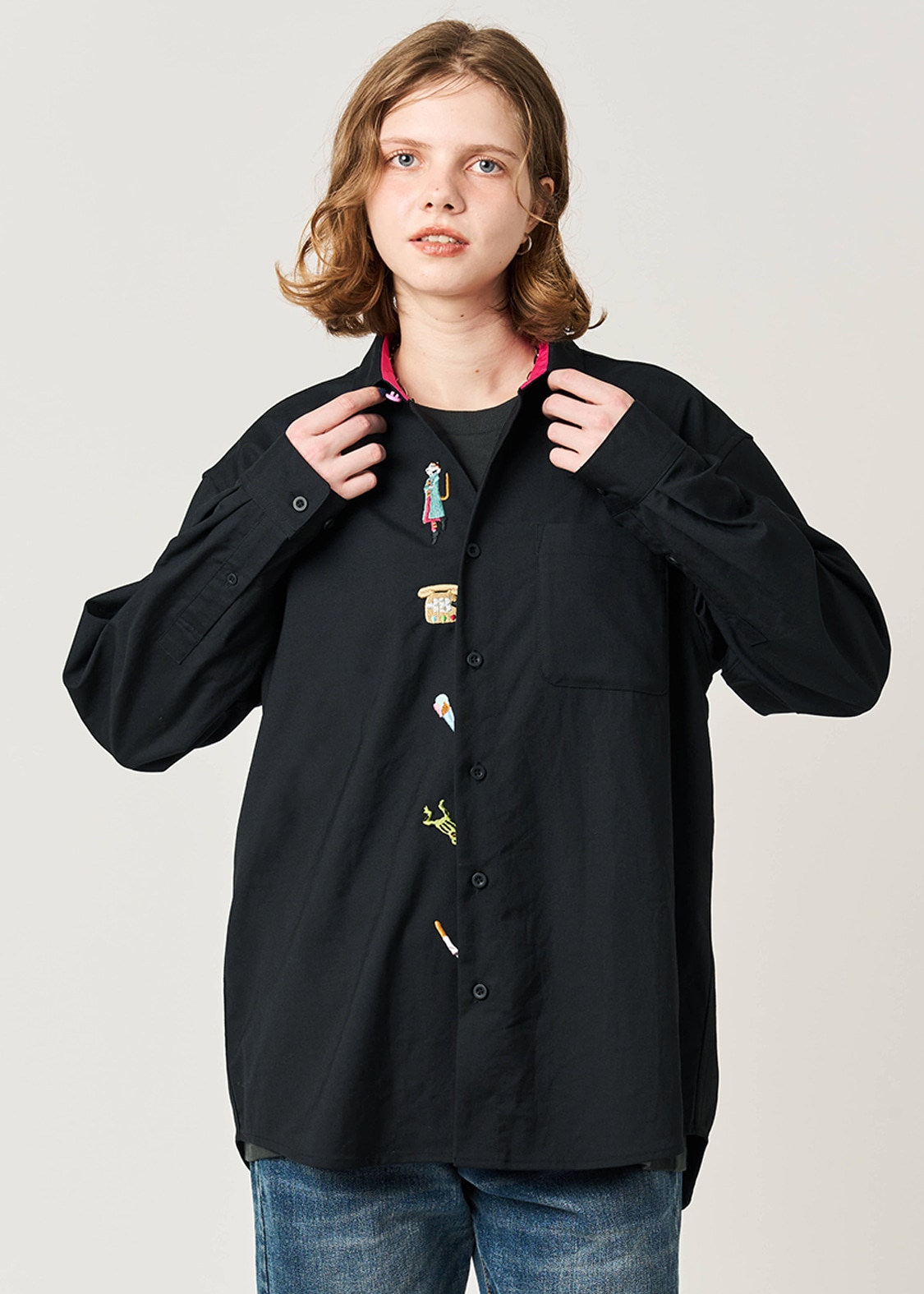 「ジョジョ」×グラニフの新作アイテム21種、徐倫＆承太郎の親子ニットなど