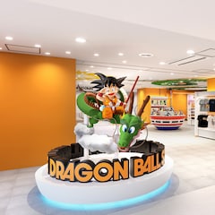 ドラゴンボールストアで悟空がお出迎え!描き下ろしグッズや四星球ケース入り菓子を販売