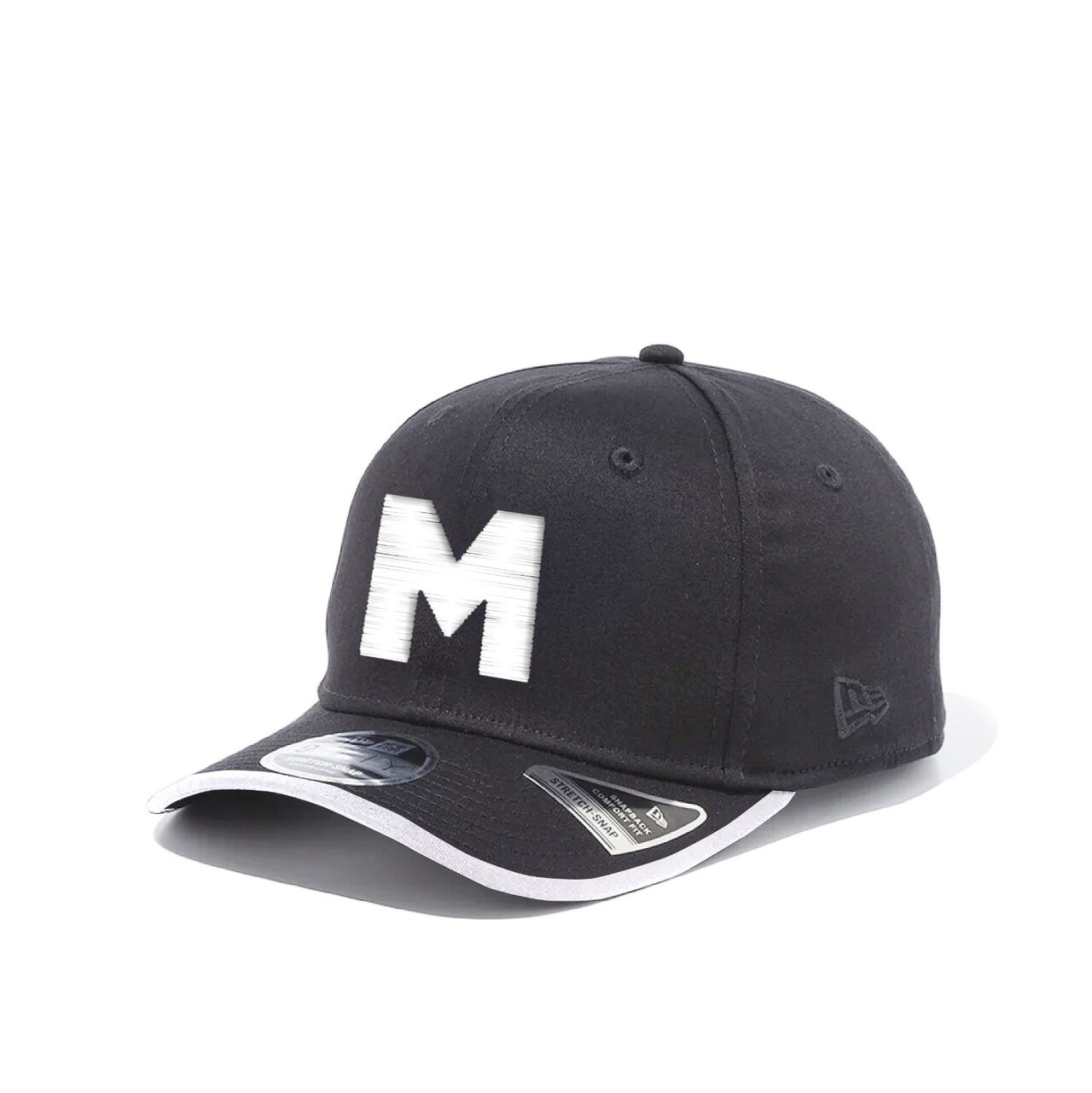 プレミアム特典付きチケットに付く55周年記念サインボール (c)あだち充