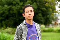 八神慶仁郎演じるミノル