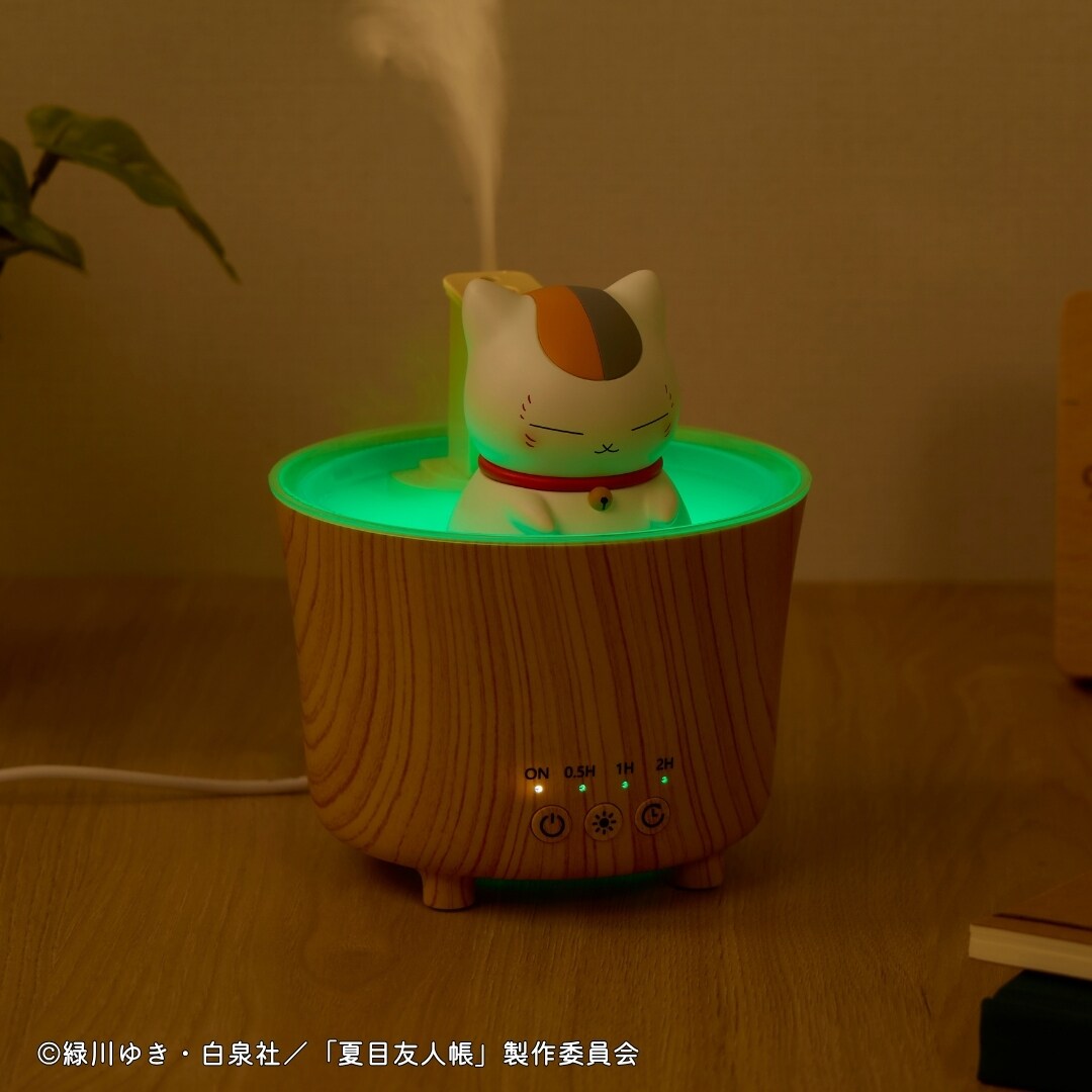 夏目友人帳」湯船に浸かるニャンコ先生の加湿器発売、湯けむり風ミスト