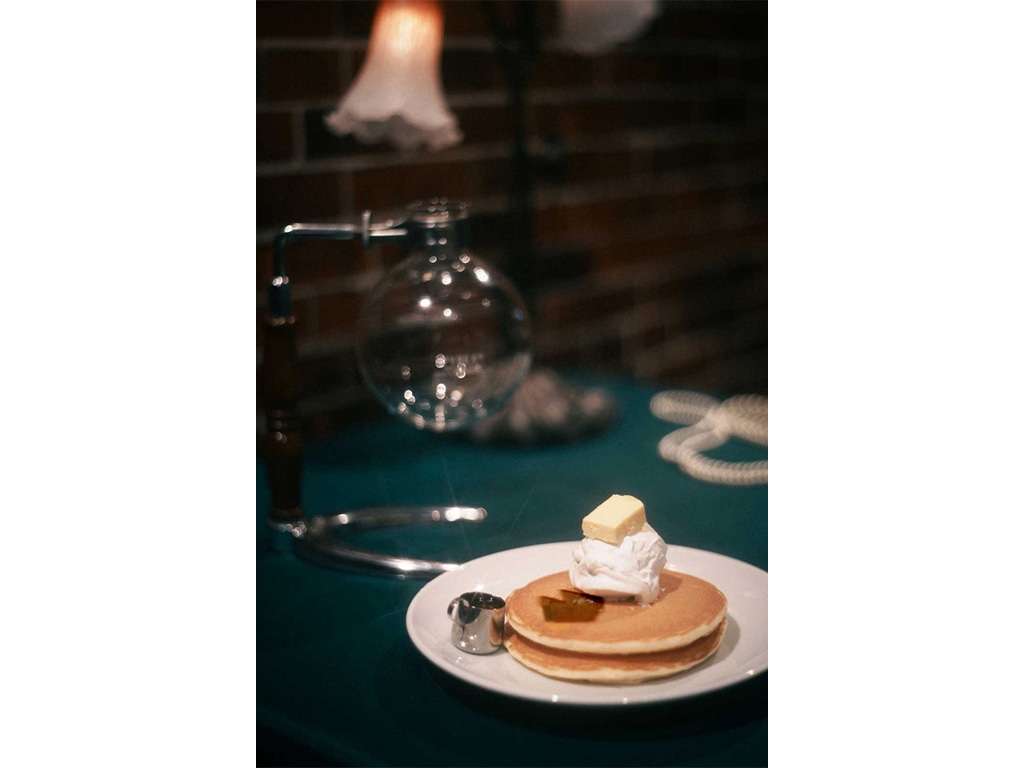 「喫茶キャッツ♥アイ展」レトロな喫茶店メニューと北条司の初公開原画を堪能