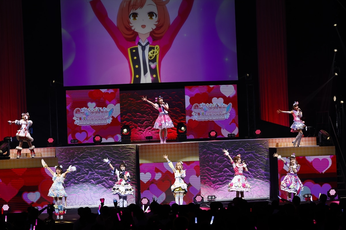 「ハート♥イロ♥トリドリ～ム」。上段左から八王子ビビ役の寺澤百花、青空ひまり役の藤寺美徳、七浦おとめ役の大森綺星、下段左から甘瓜みるき役の相良茉優、北条そふぃ役の久保田未夢、だいあ役の佐々木李子、キラッCHU役の山下七海、メルパン役の大森日雅