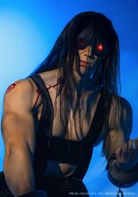 青柳塁斗扮するスロウス