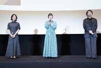 左から高代槙生役の沢城みゆき、田汲朝役の森風子、笠町信吾役の諏訪部順一