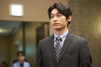 ドラマ「夫を社会的に抹殺する5つの方法 Re:venge」より、小林亮太演じる榊達也 (c)テレビ東京