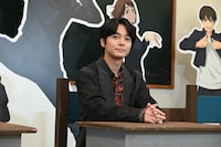 フォトスポットで撮影する榎木淳弥