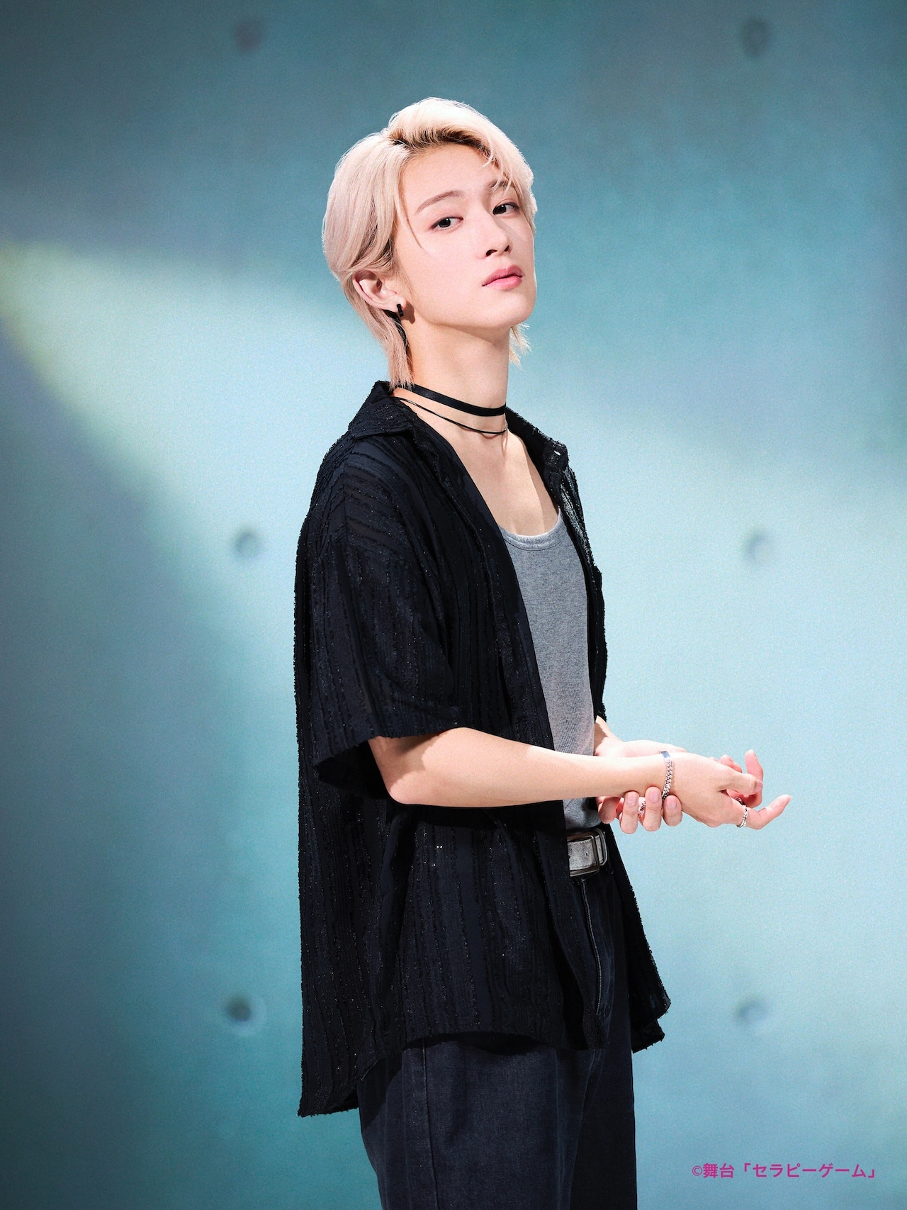 NAOYA（MAZZEL）扮する湊。 [画像ギャラリー 19/25] - ステージナタリー