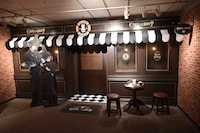 「黒執事 Black Label Memorial Arcade」の「Bitter Rabbit Cafe & Shop」フォトスポット