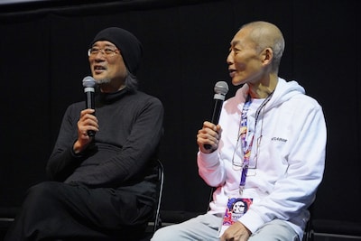 左から出渕裕、伊藤和典