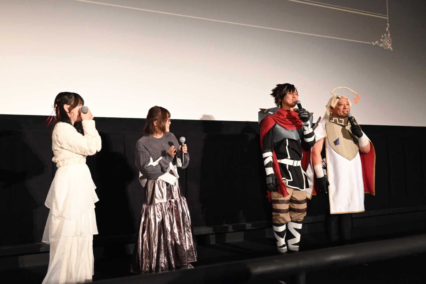 左から飯塚麻結、石上静香、布川ひろき、みちお