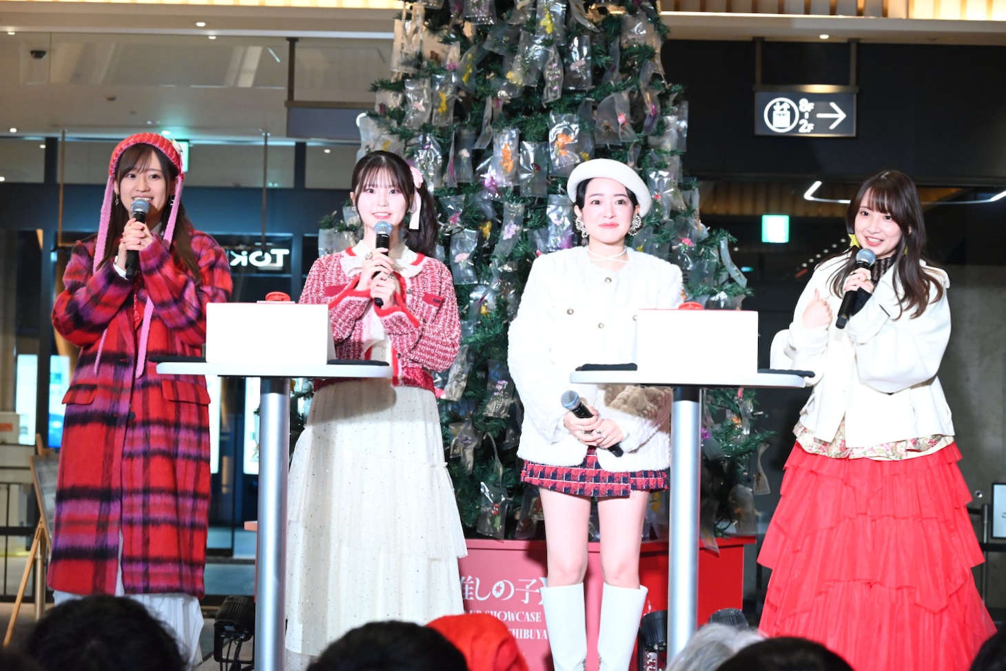 高橋李依、伊駒ゆりえ、潘めぐみ、大久保瑠美