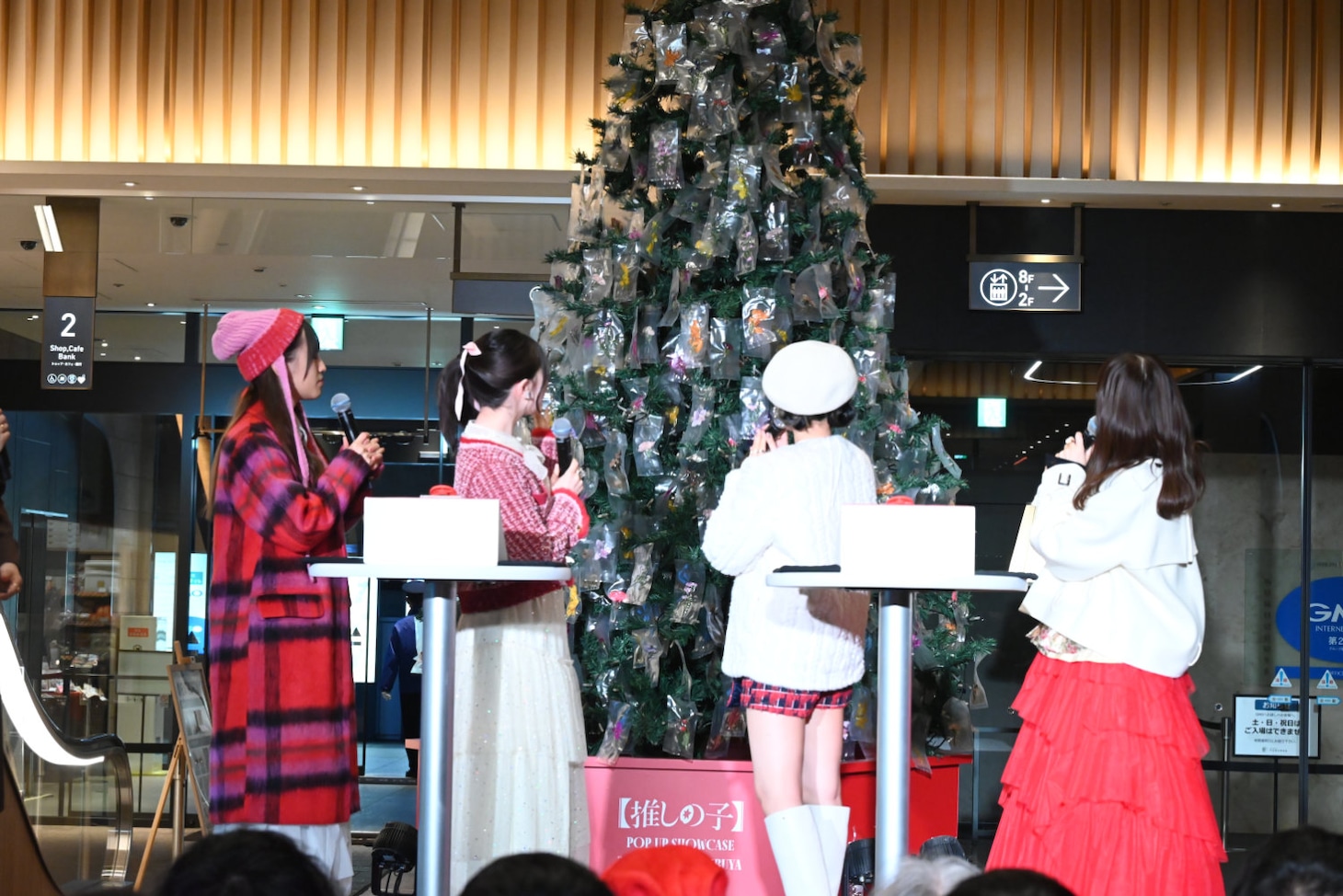 高橋李依、伊駒ゆりえ、潘めぐみ、大久保瑠美