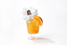 オレンジジュース (c) 藤本タツキ/集英社 (c) 2024「ルックバック」製作委員会/(c)「劇場アニメ ルックバック展」実行委員会