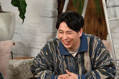 屋敷裕政（ニューヨーク）