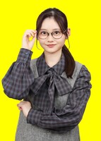 鈴川紗由演じる竹村香菜
