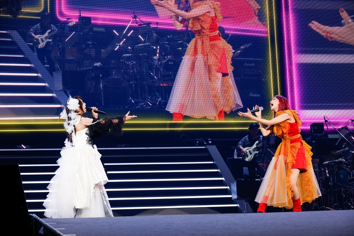 水樹奈々さん着用 デニムスカート Mサイズ アリスアンドオリビア RUNNER0104_10-1-533x630.jpg