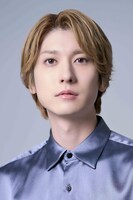 ルイス・ジェームズ・モリアーティ役の山本一慶